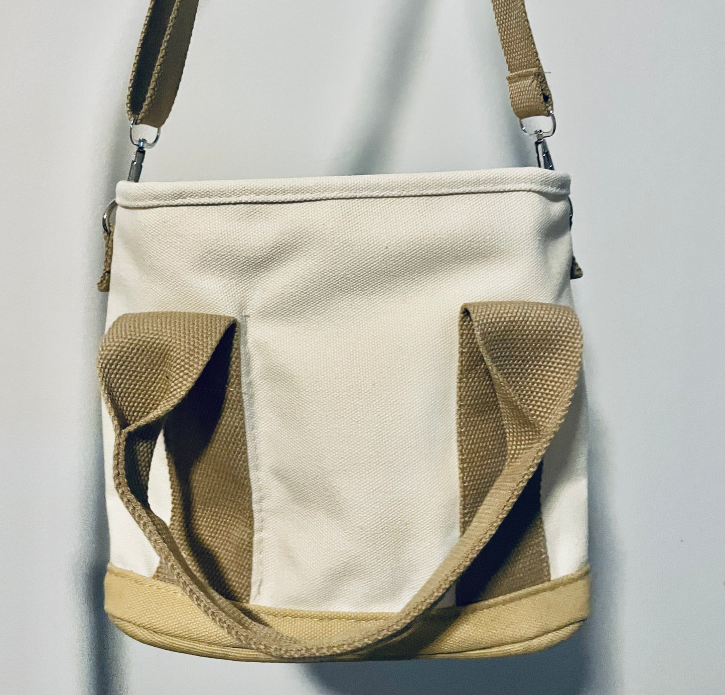 Peranakan Voyager Sling Bag Back
