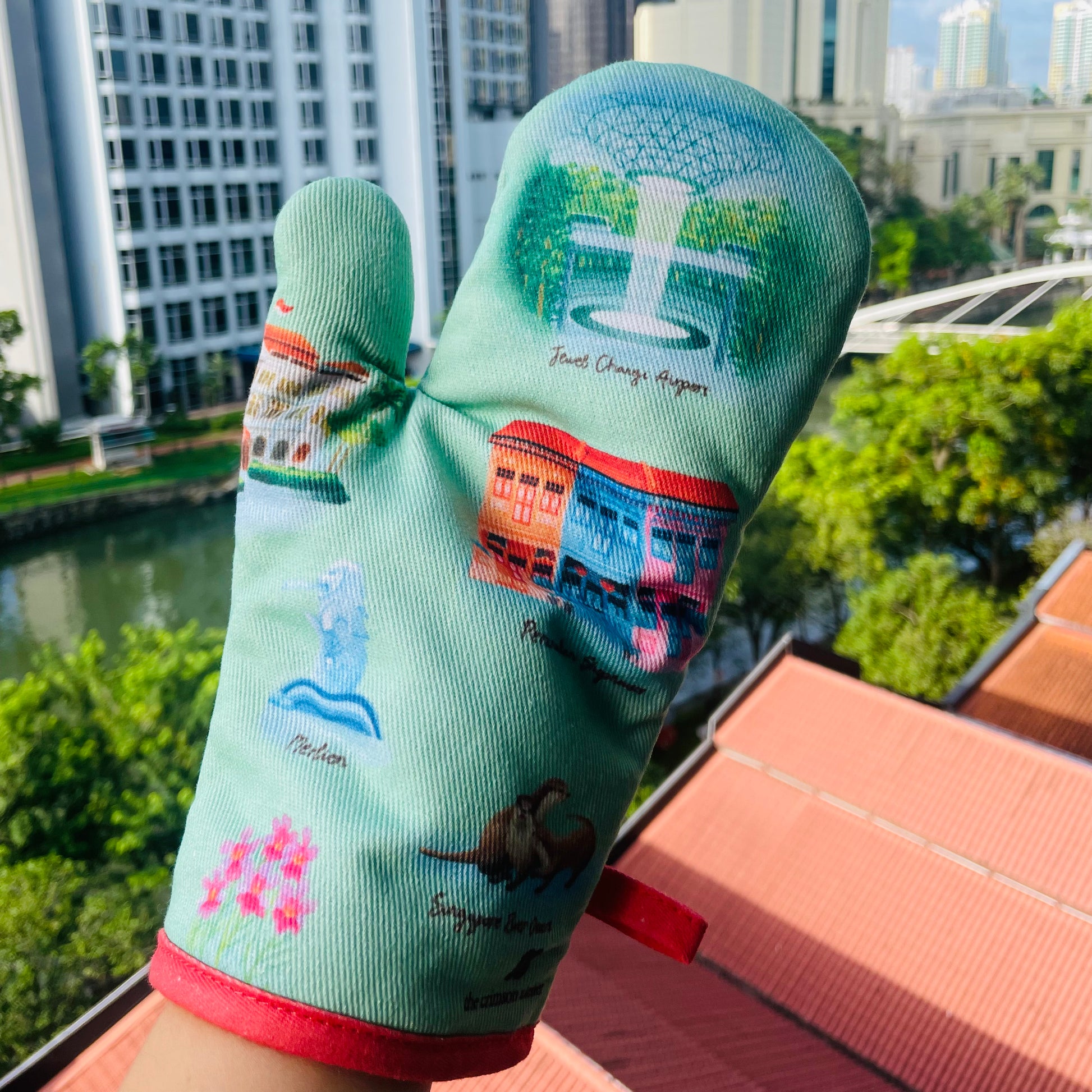 Singapore Icons Oven Mitt Back